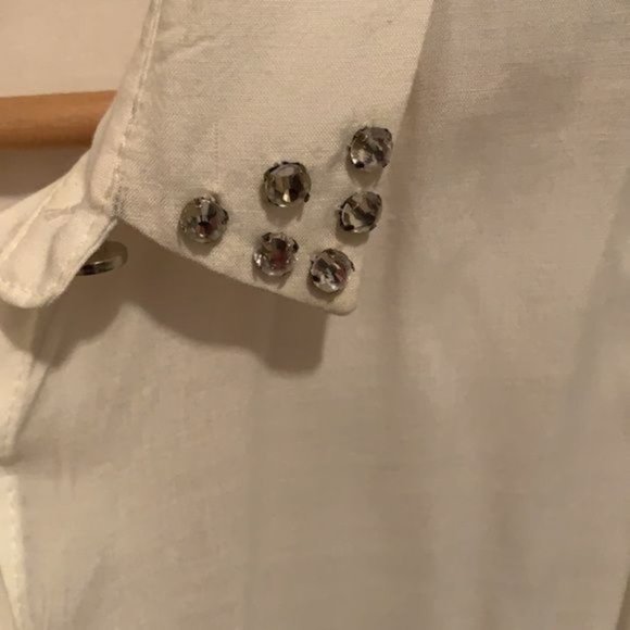 Off White Blouse With Rhinestone Collar - Picture 5 of 6